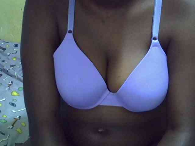 Queen-of-hearts webcam