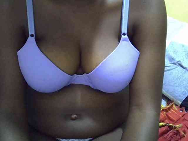 Queen-of-hearts webcam