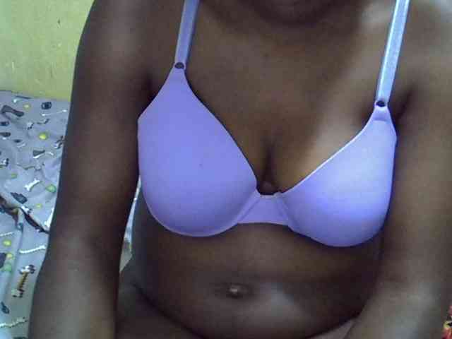 Queen-of-hearts webcam