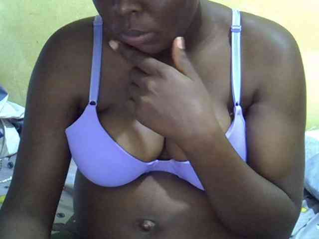 Queen-of-hearts webcam