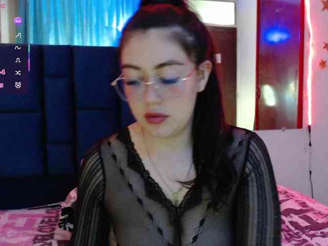 alison1516 webcam
