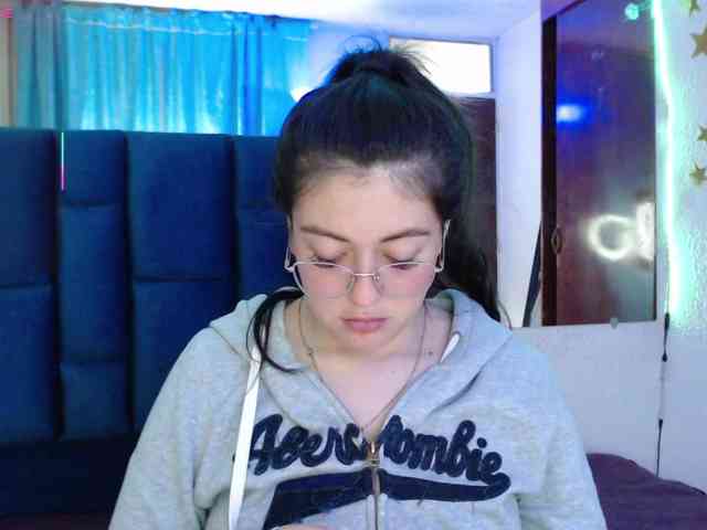 alison1516 webcam