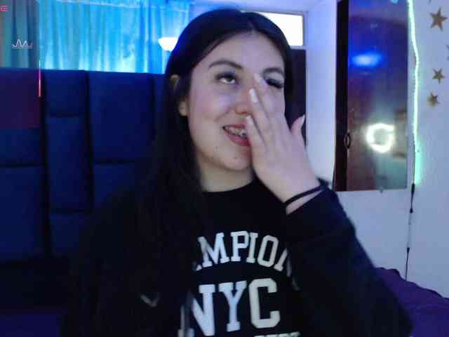 alison1516 webcam