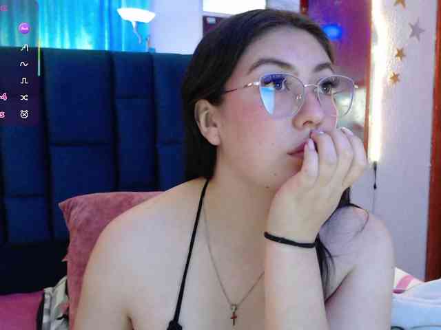 alison1516 webcam