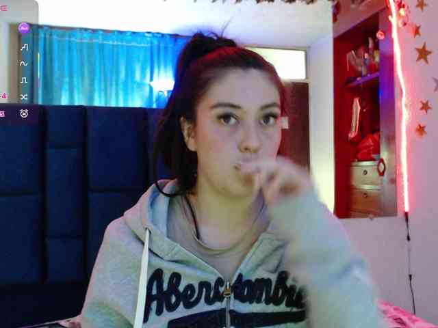 alison1516 webcam