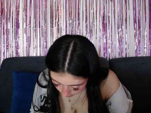 alison1516 webcam