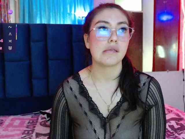 alison1516 webcam