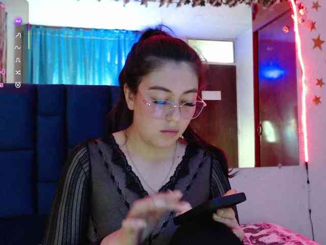 alison1516 webcam