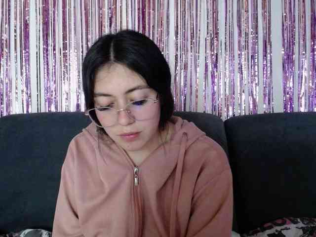 alison1516 webcam