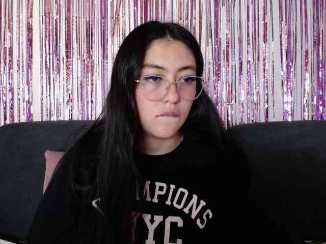 alison1516 webcam