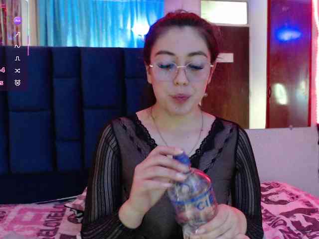 alison1516 webcam