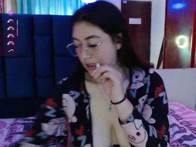 alison1516 webcam