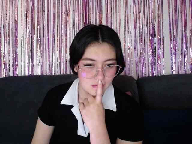 alison1516 webcam