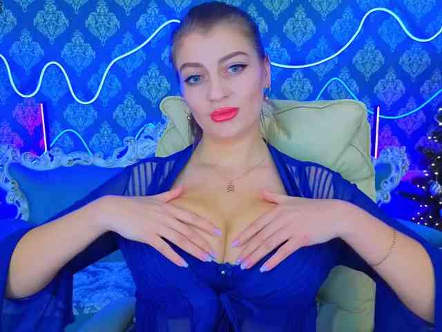 LuckyRita webcam