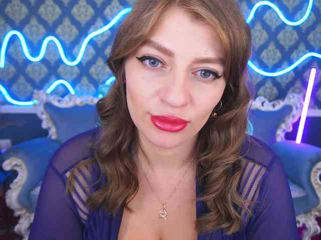 LuckyRita webcam