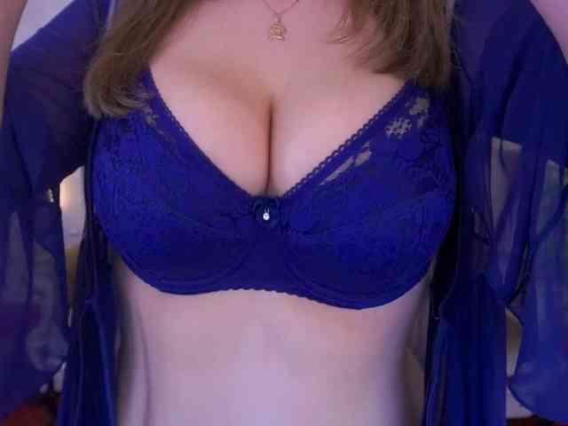 LuckyRita webcam