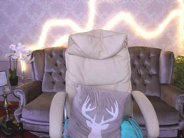 LuckyRita webcam