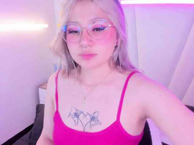 Aliiceyong webcam