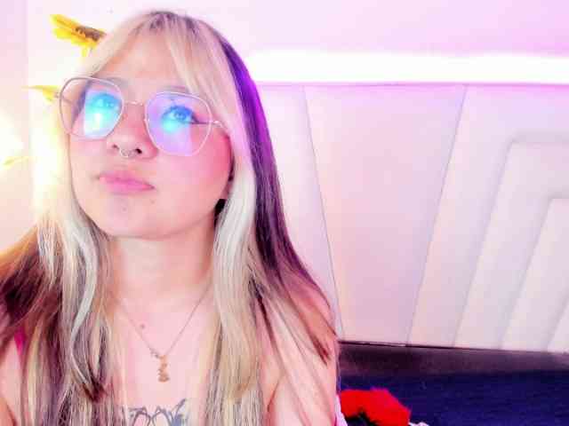 Aliiceyong webcam