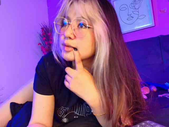 Aliiceyong webcam