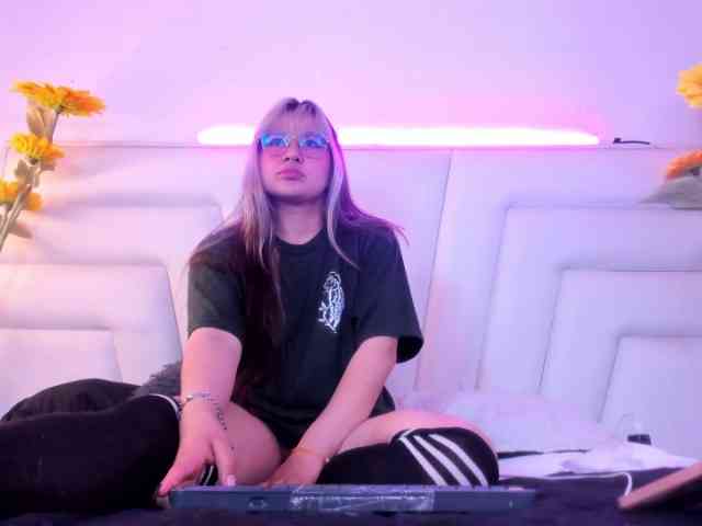 Aliiceyong webcam