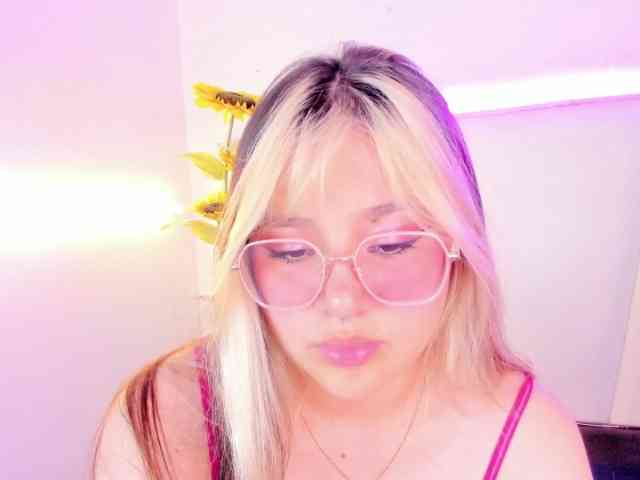 Aliiceyong webcam