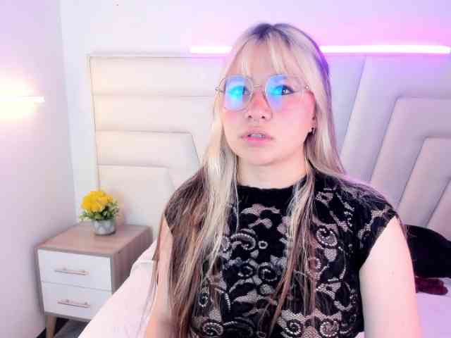 Aliiceyong webcam