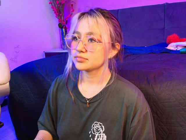cam to cam adult Aliiceyong