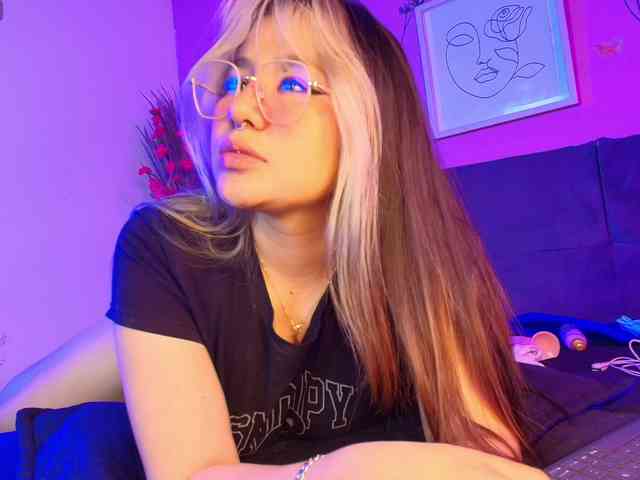 Aliiceyong webcam