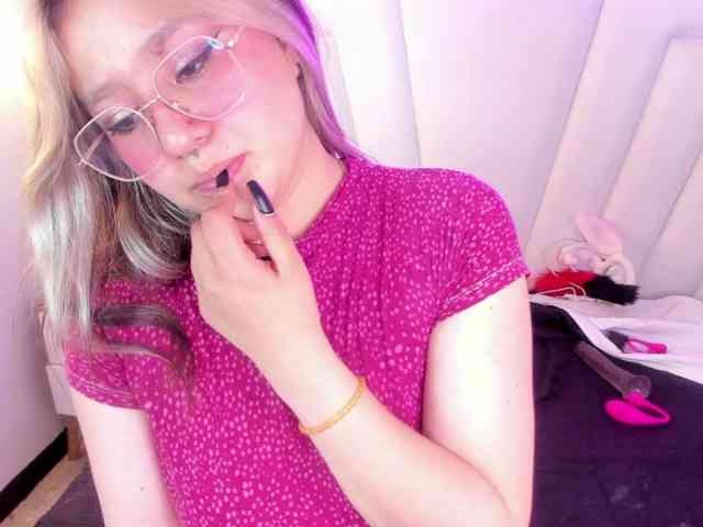 Aliiceyong webcam
