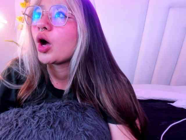 Aliiceyong webcam