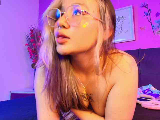 Aliiceyong webcam