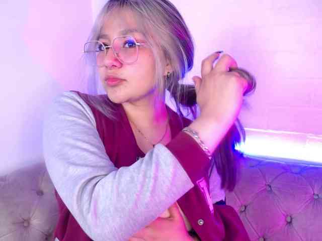 Aliiceyong webcam