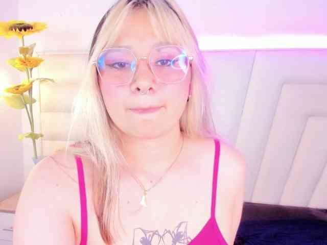 Aliiceyong webcam
