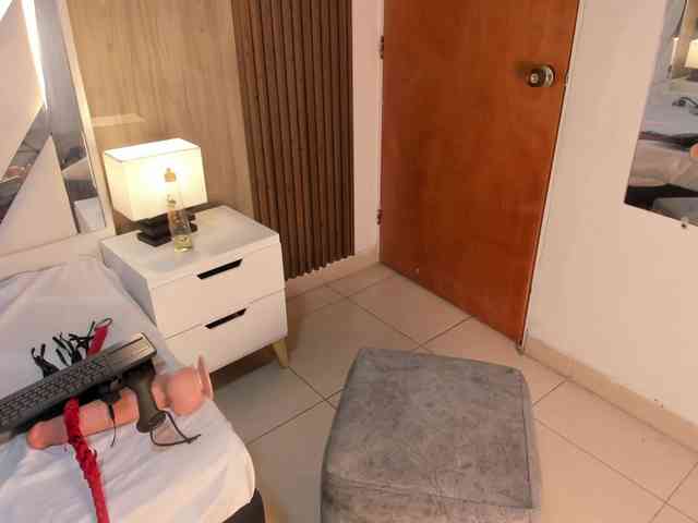 Scarletthomas webcam