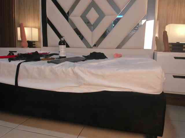 Scarletthomas Scarletthomas