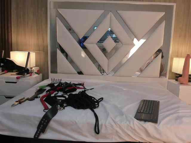 Scarletthomas webcam