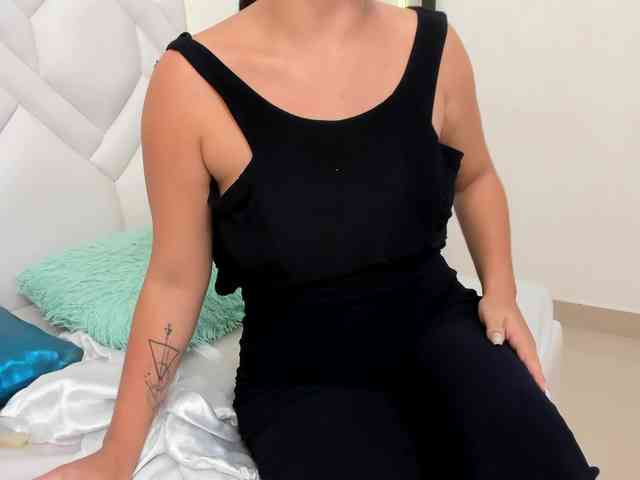 mylittlewhore18 webcam