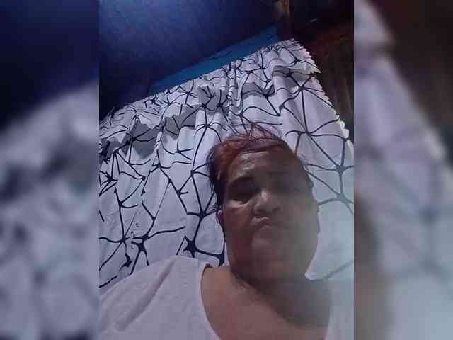 VelvetRose1 webcam