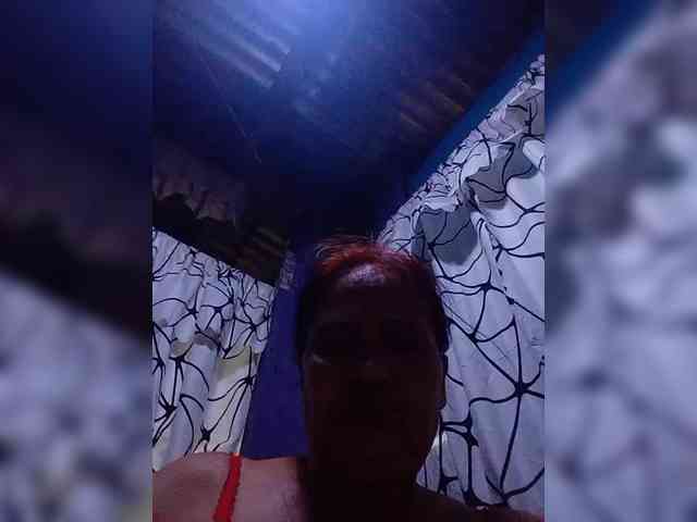 VelvetRose1 webcam