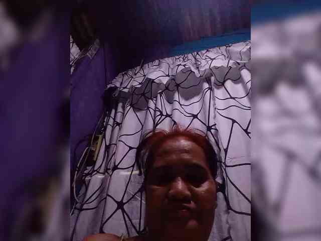 VelvetRose1 webcam