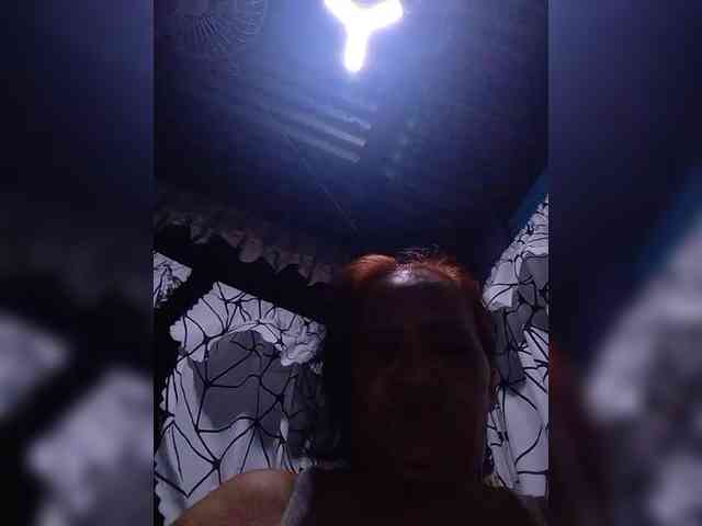 VelvetRose1 webcam