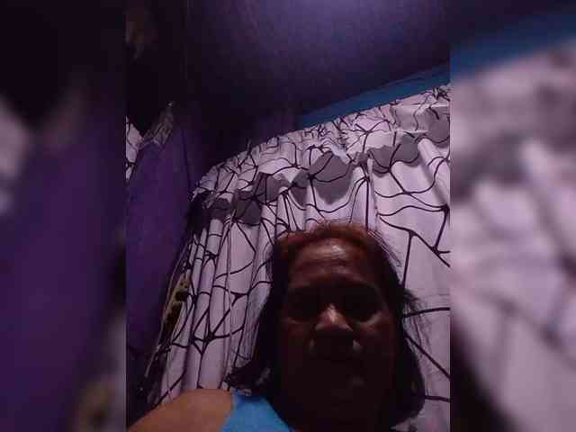VelvetRose1 webcam