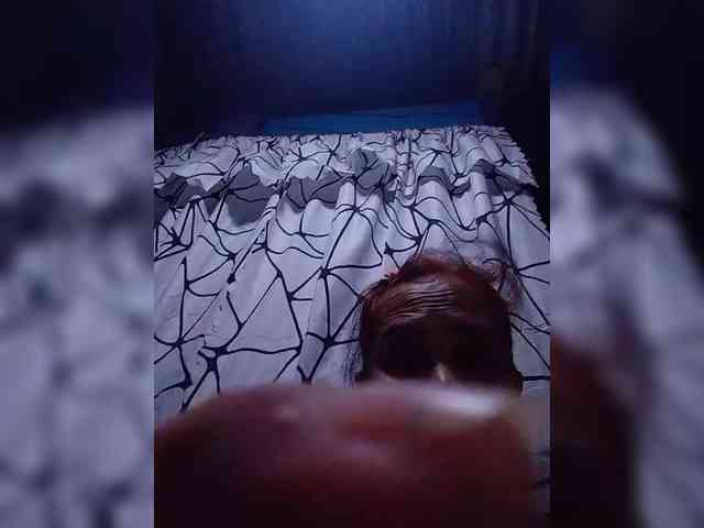 VelvetRose1 webcam
