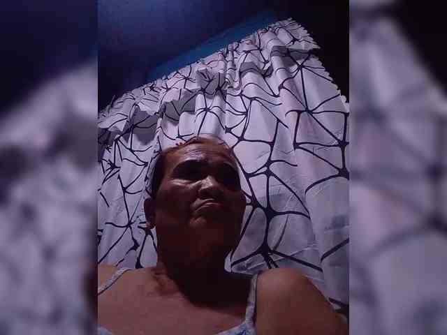 VelvetRose1 webcam