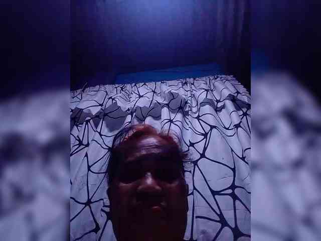 VelvetRose1 webcam