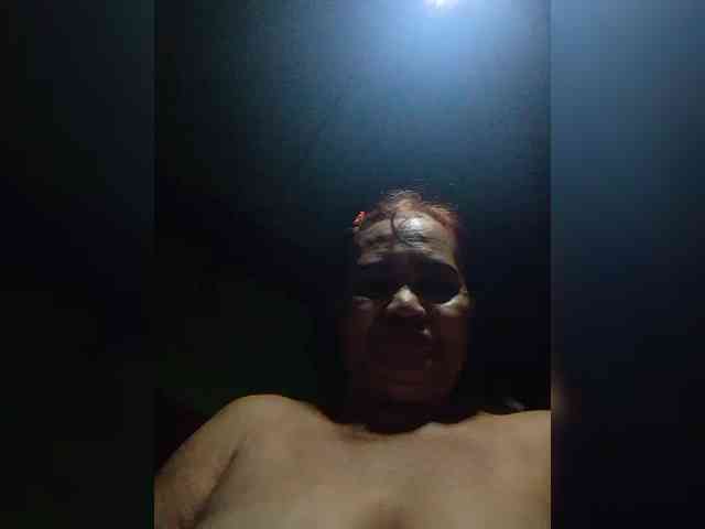 VelvetRose1 webcam