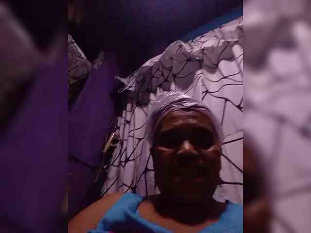 VelvetRose1 webcam