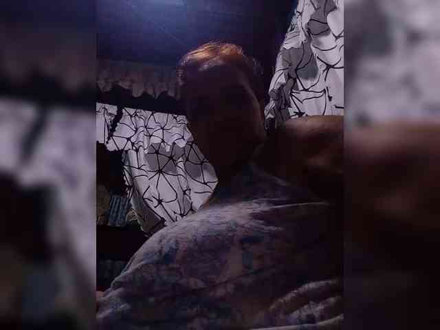 VelvetRose1 webcam
