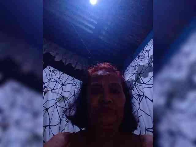 VelvetRose1 webcam